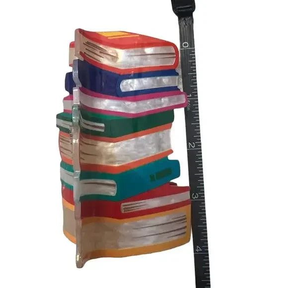 Book stack hair clip - Picture 5 of 8